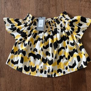 Who What Where off the shoulder top (NWT)